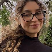 Niñera medio tiempo para todas las edades también puede ayudar con las tareas y muy conocimiento en inglés y ciencias naturales